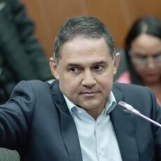 “La bancada mayoritaria debe liderar el Senado”: el mensaje de Honorio Henríquez en su intención de presidir el Congreso