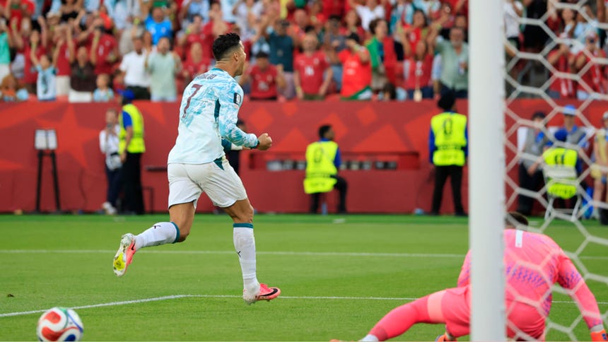 De penal, Cristiano contribuyó para que Portugal le remontara a Croacia y clasificara a octavos: ¡ahora, España!