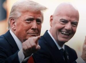 Toma fuerza el cotilleo de que Trump llamó a Infantino para suspender la roja del jugador de USA: ¿será cierto?