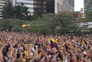 El prestigioso diario inglés The Guardian calificó con un 10 a la hinchada colombiana en el Mundial