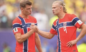 Amenazan a jugador de Noruega: le cobran no pasarle la bola a Haaland en el duelo con Inglaterra