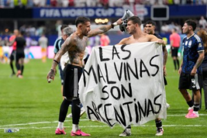 Exhibir bandera con un mensaje de Las Malvinas expone a la Selección Argentina a un caro castigo: ¿cuál sería?
