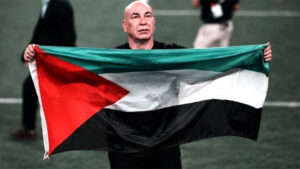 ¿Por qué la FIFA no sancionó en este Mundial al DT de Egipto cuando exhibió una bandera de Palestina?