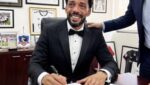Vozinha y sus lágrimas por firmar, a sus 40 años, el mejor contrato de su vida con Colo-Colo de Chile