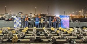 Interceptan lancha “Go Fast” con más de tres toneladas de cocaína a 100 millas náuticas de Cartagena