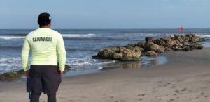 Otra tragedia en la playa: hallan sin vida a hombre que desapareció mientras se bañaba en Puerto Colombia