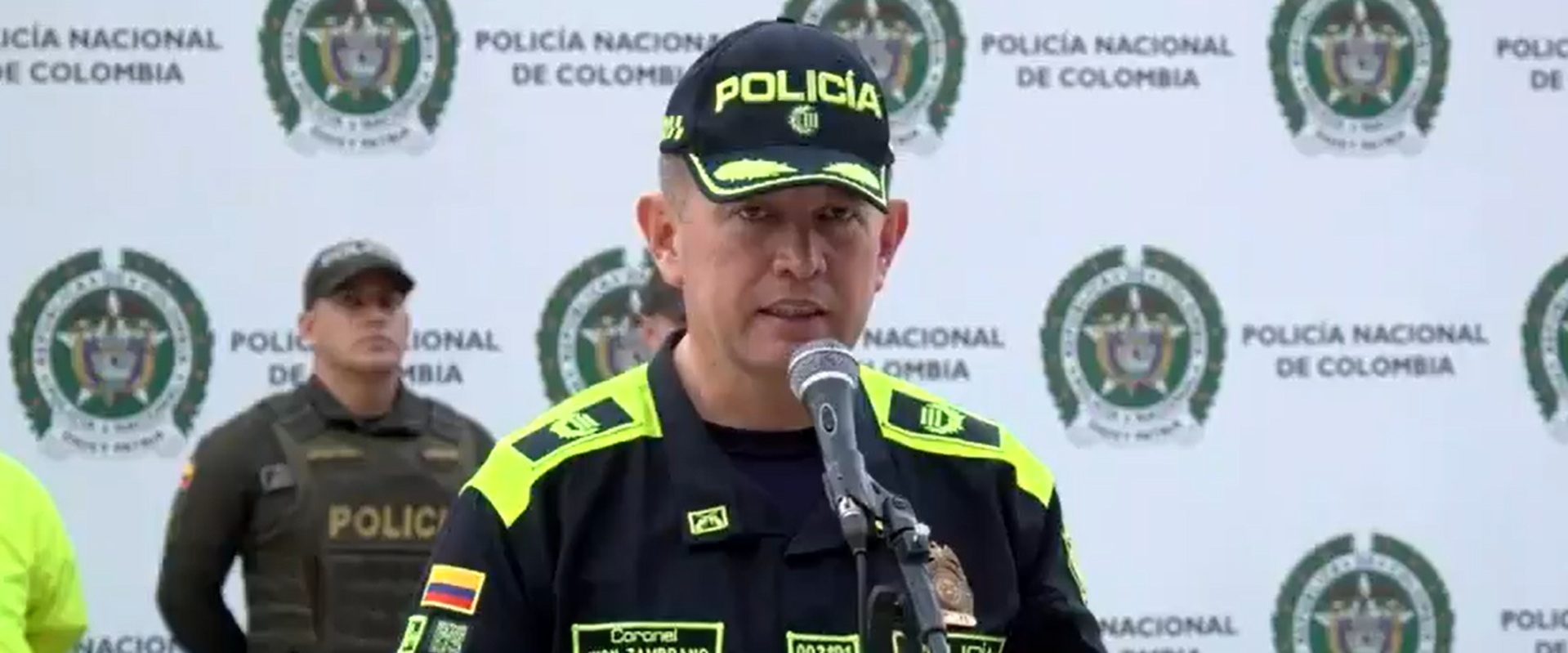 Conmoción en Bogotá: estudiante llevó arma de fuego a un colegio e hirió a una compañera