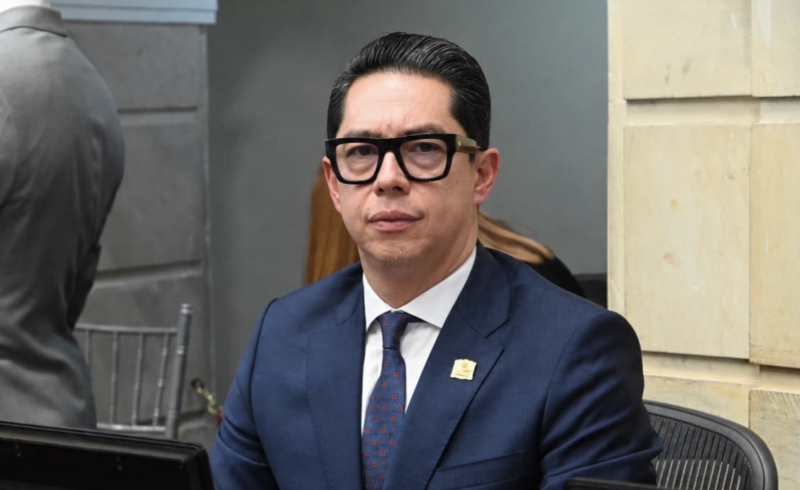 Ante escándalo por filtración de fotos íntimas en Sincelejo, senador Pedro Flórez pide acelerar proyecto que endurece penas a responsables