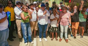 Soledad avanza con la construcción de los primeros 500 metros cuadrados de pavimento en Villa del Carmen