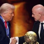 Eurodiputados piden investigar al presidente de la FIFA por polémico ‘Premio de la Paz’ que entregó a Trump