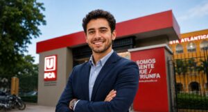 Politécnico Costa Atlántica revoluciona con el “Programa Enlace Posgrado”: ahorros de más de $6 millones y titulación en tiempo