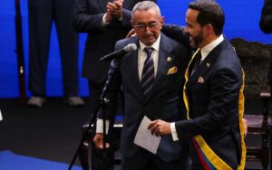 El ‘Señor de la Panela’, primer beneficiario de los programas sociales anunciados por el presidente De La Espriella