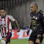 ¡Junior, nada de nada! Santa Fe le sacó la victoria del bolsillo al empatarle en los últimos minutos