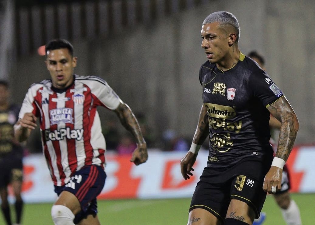 ¡Junior, nada de nada! Santa Fe le sacó la victoria del bolsillo al empatarle en los últimos minutos
