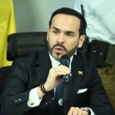De la Espriella exige bloque de búsqueda institucional para investigar presuntos actos de corrupción en el Gobierno Petro