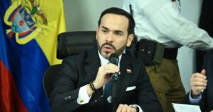 De la Espriella exige bloque de búsqueda institucional para investigar presuntos actos de corrupción en el Gobierno Petro