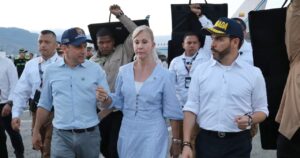 Presidente De la Espriella anuncia millonaria inyección de recursos para rescatar red hospitalaria del Valle tras terremoto