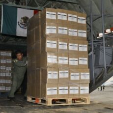 México, uno de los países más solidarios con Colombia tras terremoto: ha enviado más de 56 toneladas de alimentos