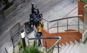 Forcejeó y pudo evitar ser asaltado: joven fue abordado por atracadores en el barrio El Prado, Barranquilla