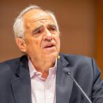 “Prefiero ir a bailar salsa”: Ernesto Samper reacciona con ironía tras no ser invitado a la posesión de De la Espriella