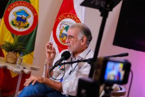 “Los extorsionistas quedarán sin posibilidades de seguir delinquiendo”: gobernador Verano destaca traslado de reclusos