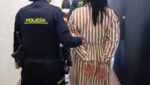 Capturadas dos mujeres que portaban estupefacientes adheridos a su cuerpo en el aeropuerto El Dorado de Bogotá