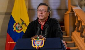 A días de posesionarse Abelardo De la Espriella, presidente Petro reiteró que a Cepeda le robaron las elecciones