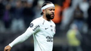 Corinthians decidió dejar de pagarle enorme sueldo al neerlandés Depay: ¡no colmó las expectativas!