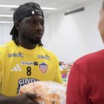 Junior también se coloca la camiseta de la solidaridad por los miles de damnificados tras terremoto en Colombia