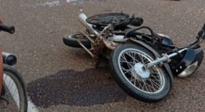 Tragedia en la vía Campo de la Cruz-Suan: motociclista murió tras aparente choque con un animal