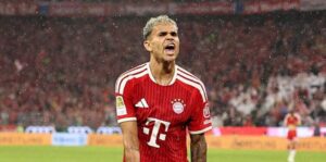 Luchito inició la Bundesliga con gol y asistencia en la goleada de Bayern Múnich sobre Stuttgart: ¡buen estreno!