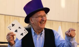 Juan Tamariz, el legendario mago español que convirtió lo imposible en realidad, murió a los 83 años