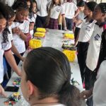 Tecnología, robots y realidad virtual: así fue la jornada de Women in Tech Latam Awards con estudiantes en Cartagena