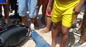 Hombre fue asesinado por sicario cuando se desplazaba en su moto por el barrio La Gloria, Barranquilla