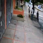 Otra vez los apodados “Motoratones” atacan en el barrio El Prado, Barranquilla: intentaron atracar a un joven