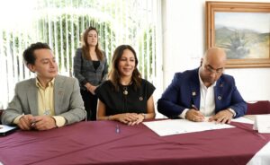 C.R.A. y Estrategia Circular MX firman acuerdo para impulsar la economía circular y la cooperación internacional