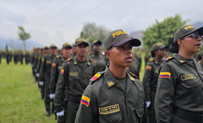 Policía Nacional buscaría incorporar 10.000 auxiliares al año y profesionalizarlos con contratos de hasta 5 años