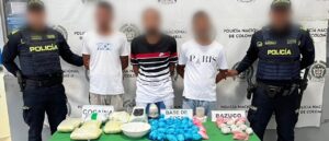 Cayeron tres presuntos miembros de los Costeños con más de 8.000 dosis de estupefacientes en Galapa