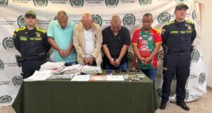 Golpe a presunta red de tráfico de migrantes: capturan a 15 personas, entre ellas funcionarios de la Registraduría