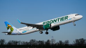 Frontier, aerolínea de bajo costo, llega a Colombia y abre rutas con EE. UU. y el Caribe
