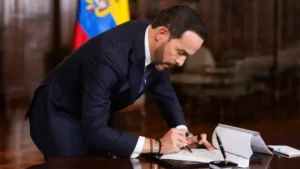 Firman decreto que levanta suspensión de permisos para porte de armas de fuego legales en Colombia: ¿Qué le parece?