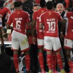 Santa Fe sepultó en Brasil su deseo de celebrar en el Supermetro de Barranquilla: Vasco lo eliminó de Sudamericana