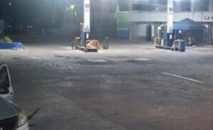 Hombre resultó herido por bala perdida en medio de atentado sicarial cerca a una bomba Bella Murillo, Soledad