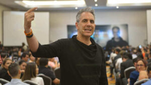 ¡Faltan pocos días para ver en vivo a Jürgen Klarić en el workshop “Neuroventas para Todos” en Barranquilla!