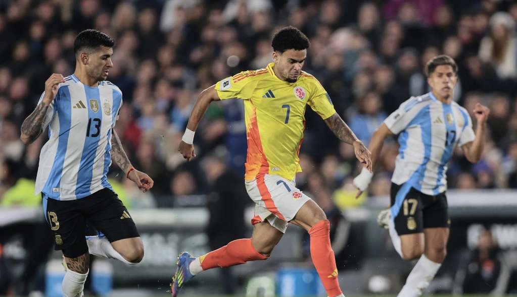 Eliminatorias sudamericanas al Mundial 2030 disminuirán su número de cupos directos: ¡Argentina, Uruguay y Paraguay están listos!