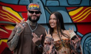 “Es un orgullo”: Ivana, la cantante barranquillera que se convierte en la primera mujer firmada por Farruko