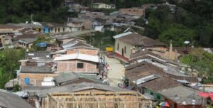 ¡Atroz! Adulto mayor fue asesinado con un azadón, presuntamente, por su propio hijo
