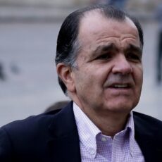 Golpe al patrimonio de Óscar Iván Zuluaga: Fiscalía le embarga tres bienes por más de $3.664 millones