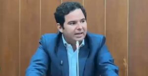 “El Caribe necesita certidumbres”: fórmula de la CREG para ahorrar energía genera inquietud en el senador Meisel