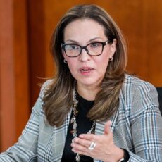 Motivos de la renuncia: una “situación familiar” obligó a Viviane Morales a renunciar al Ministerio de Educación